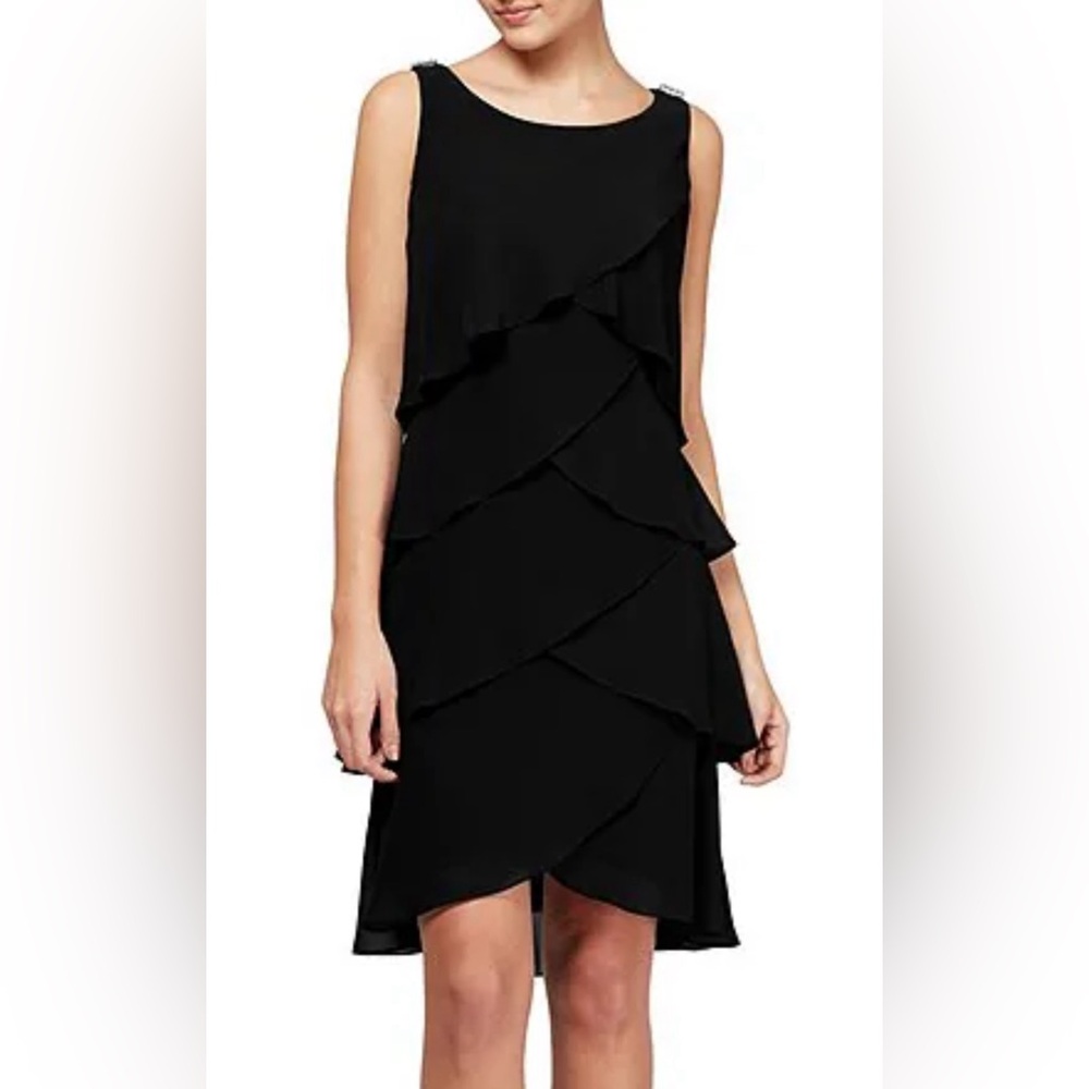 Ignite Evenings
Chiffon Tulip Tiered Hem Sleeveless Round Neck Sheath Dress